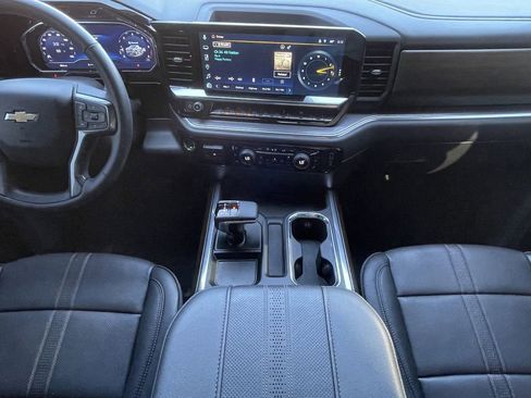 Certified 2025 Chevrolet Silverado 1500 High Country image 18