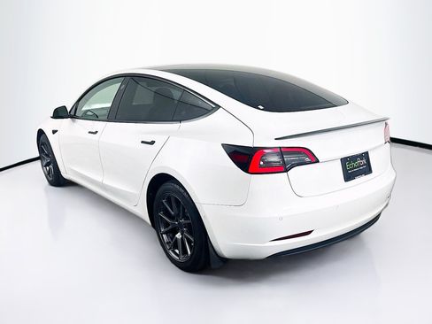 Used 2022 Tesla Model 3 RWD image 5