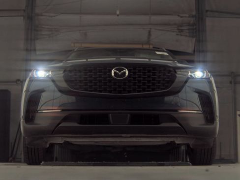 Used 2025 MAZDA CX-50 AWD 2.5 S w/ Premium Package image 4