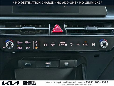 Used 2025 Kia Niro LX image 5