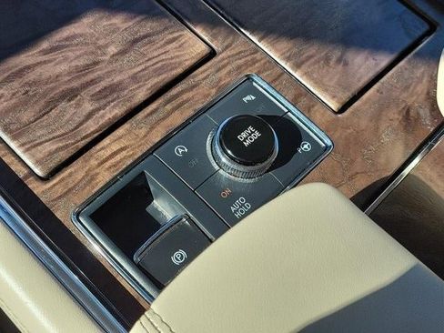 Used 2020 Lincoln Navigator Reserve w/ Luxury Package image 26