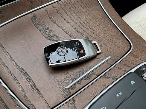 Certified 2023 Mercedes-Benz E 350 4MATIC Sedan image 10