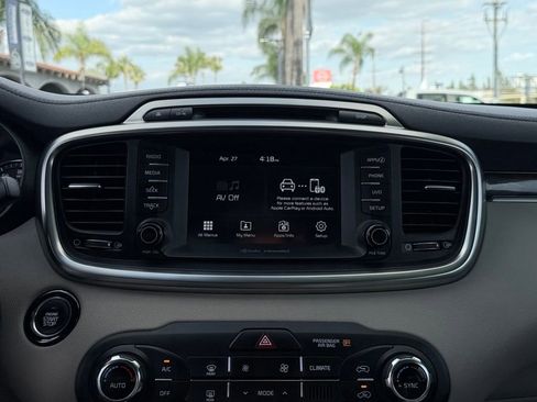 Used 2017 Kia Sorento EX FWD image 23