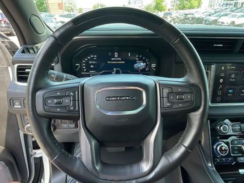 Certified 2023 GMC Yukon XL Denali Ultimate AWD/4WD image 18