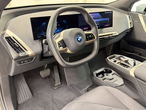 Certified 2024 BMW iX xDrive50 w/ Sport Package AWD/4WD image 4