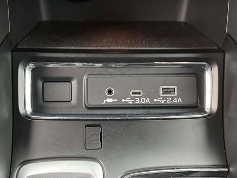 Certified 2023 Subaru Ascent Limited image 18