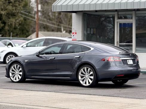 Used 2016 Tesla Model S 90D image 7
