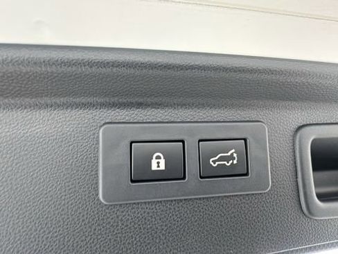 Certified 2022 Subaru Forester Touring w/ Popular Package #3 image 19