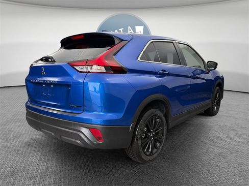 New 2026 Mitsubishi Eclipse Cross LE image 3