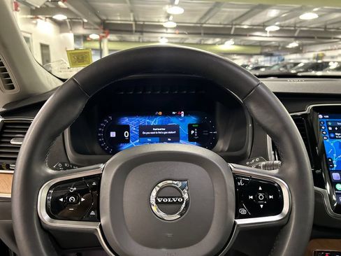 Used 2023 Volvo XC90 T8 Plus w/ Protection Package Premier AWD/4WD image 12