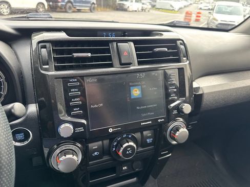 Used 2021 Toyota 4Runner Venture w/ Moonroof Package AWD/4WD image 22
