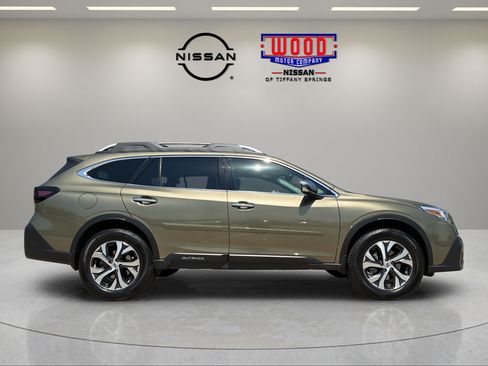 Used 2020 Subaru Outback Touring AWD/4WD image 2