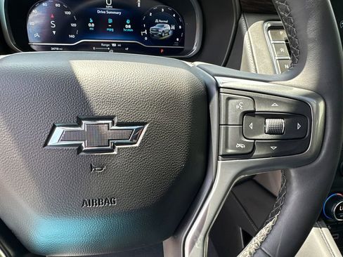 Used 2023 Chevrolet Tahoe Z71 w/ Z71 Off-Road Package AWD/4WD image 27