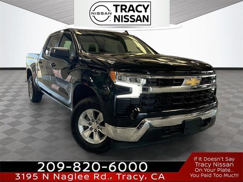 Used 2022 Chevrolet Silverado 1500 LT AWD/4WD image 1