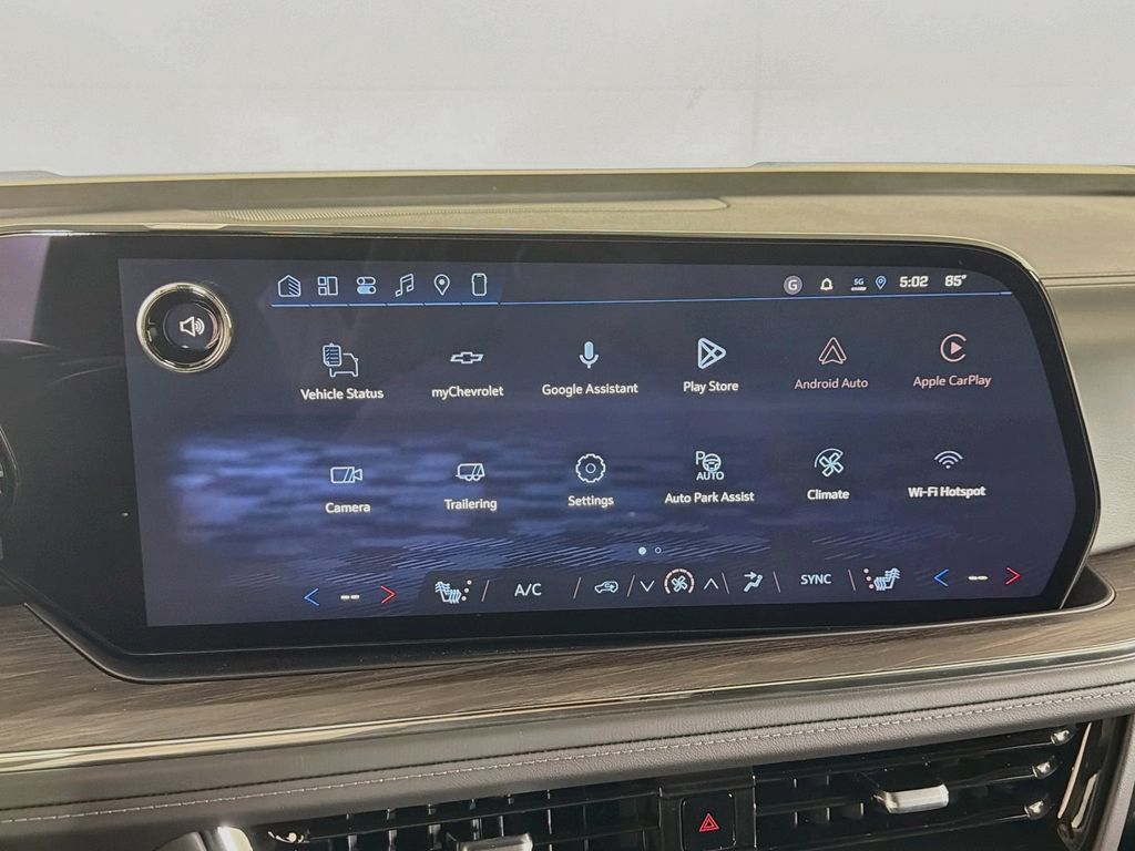New 2026 Chevrolet Suburban LT w/ Comfort Package AWD/4WD image 14