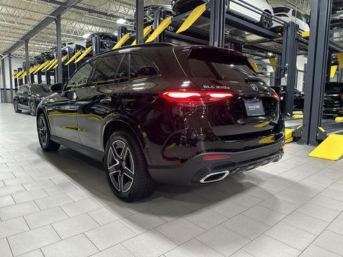Certified 2025 Mercedes-Benz GLC 350e 4MATIC image 3