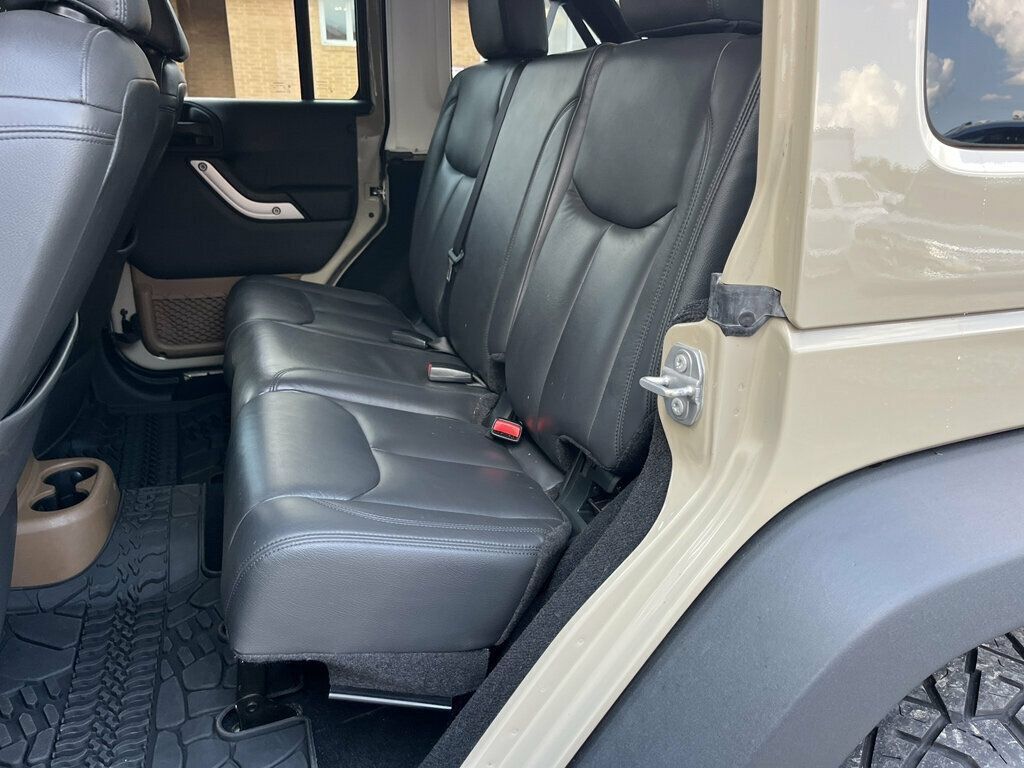 Used 2017 Jeep Wrangler Unlimited Rubicon AWD/4WD image 28