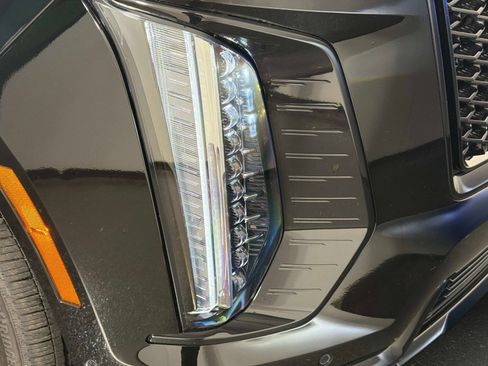 Used 2026 Cadillac Escalade Platinum Sport AWD/4WD image 9