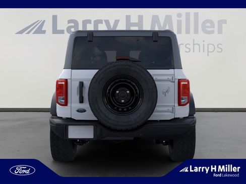 New 2026 Ford Bronco Big Bend w/ Black Diamond Package AWD/4WD image 5