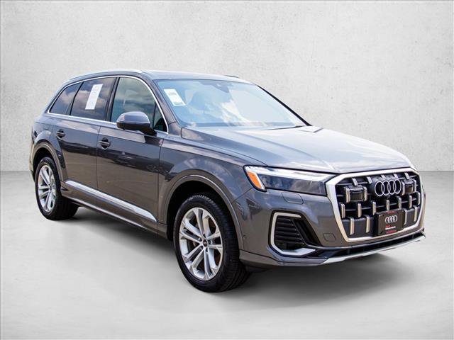 Certified 2025 Audi Q7 2.0T Premium w/ Convenience Package AWD/4WD image 3