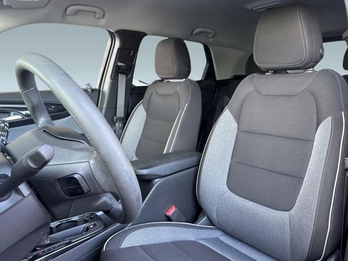 Used 2025 Chevrolet TrailBlazer LT FWD image 23