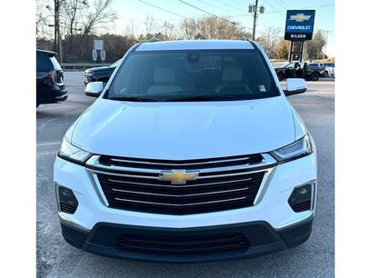 Used 2023 Chevrolet Traverse LT