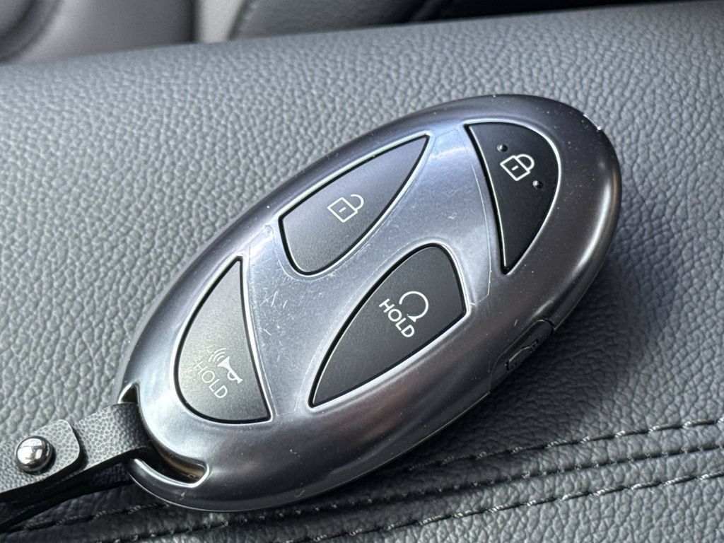 Used 2025 Hyundai Tucson SEL AWD/4WD image 32