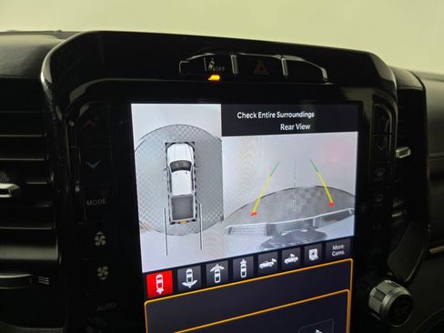 Used 2024 RAM 2500 Limited image 30