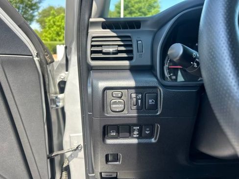 Used 2024 Toyota 4Runner Limited AWD/4WD image 27