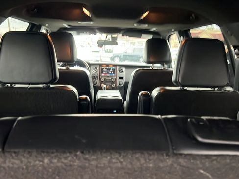 Used 2015 Ford Expedition EL Platinum image 7