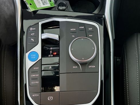 Used 2024 BMW i4 eDrive40 RWD image 25