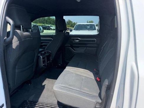 Used 2019 RAM 1500 Big Horn AWD/4WD image 9