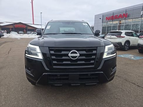 Used 2024 Nissan Armada SL w/ Midnight Edition Package image 2