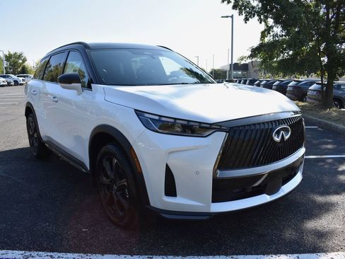 Used 2026 INFINITI QX60 Autograph w/ Dark Cargo Package image 7