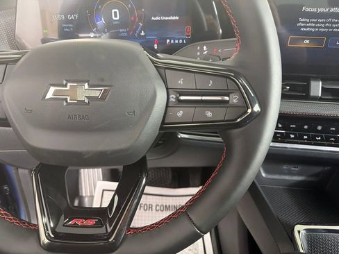 New 2026 Chevrolet Equinox RS w/ Convenience Package III FWD image 24