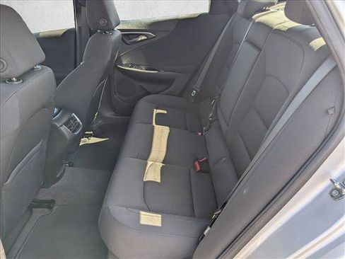 Used 2022 Chevrolet Malibu LT FWD image 17
