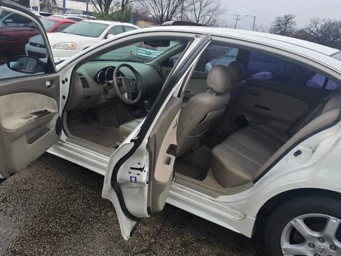 Used 2005 Nissan Altima 3.5 SL image 8