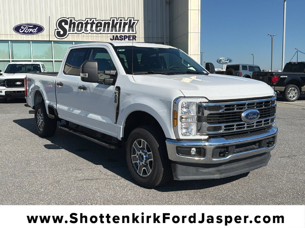 Used 2025 Ford F250 XLT AWD/4WD image 1
