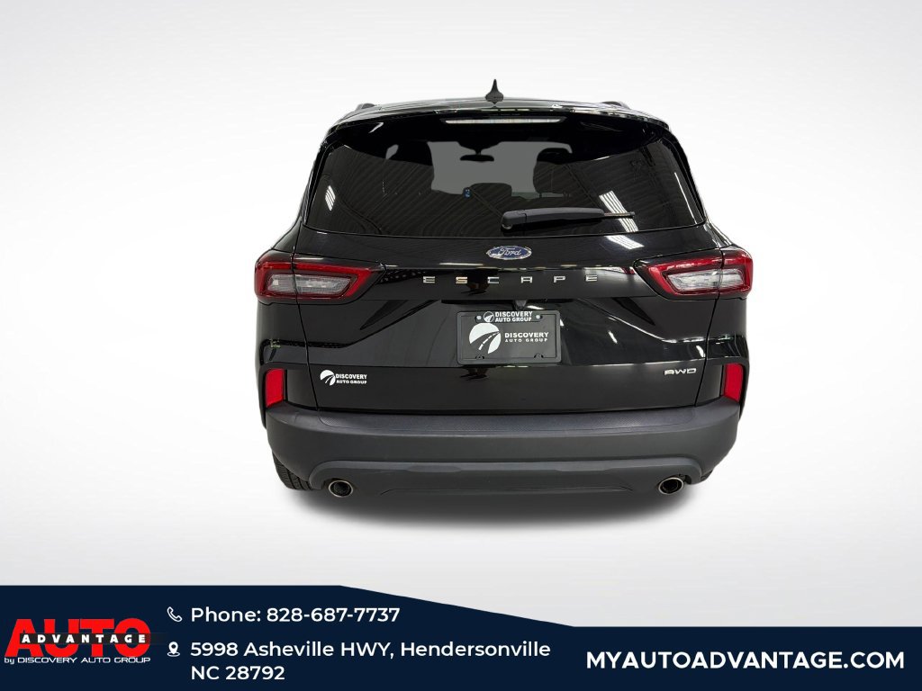 Used 2025 Ford Escape ST-Line Select AWD/4WD image 4