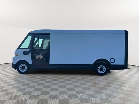 Used 2024 Chevrolet Brightdrop 600 w/ Commercial Equipment Package AWD/4WD image 4