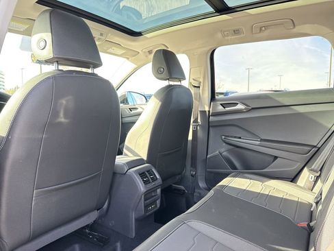 New 2026 Volkswagen Taos SE image 13