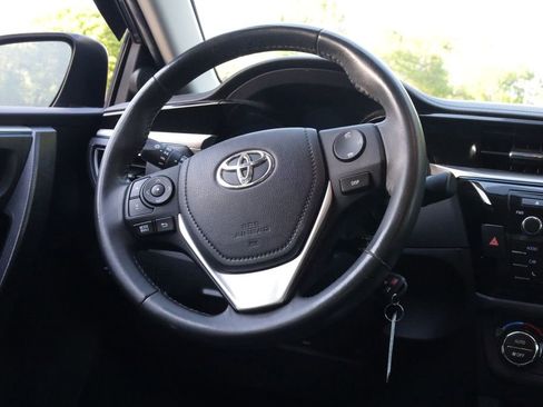 Used 2016 Toyota Corolla S image 5