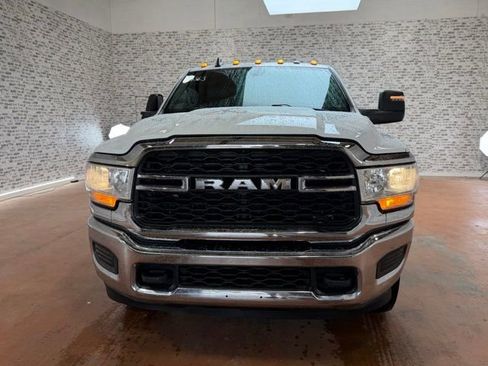 Used 2023 RAM 3500 Tradesman w/ Chrome Appearance Group AWD/4WD image 3