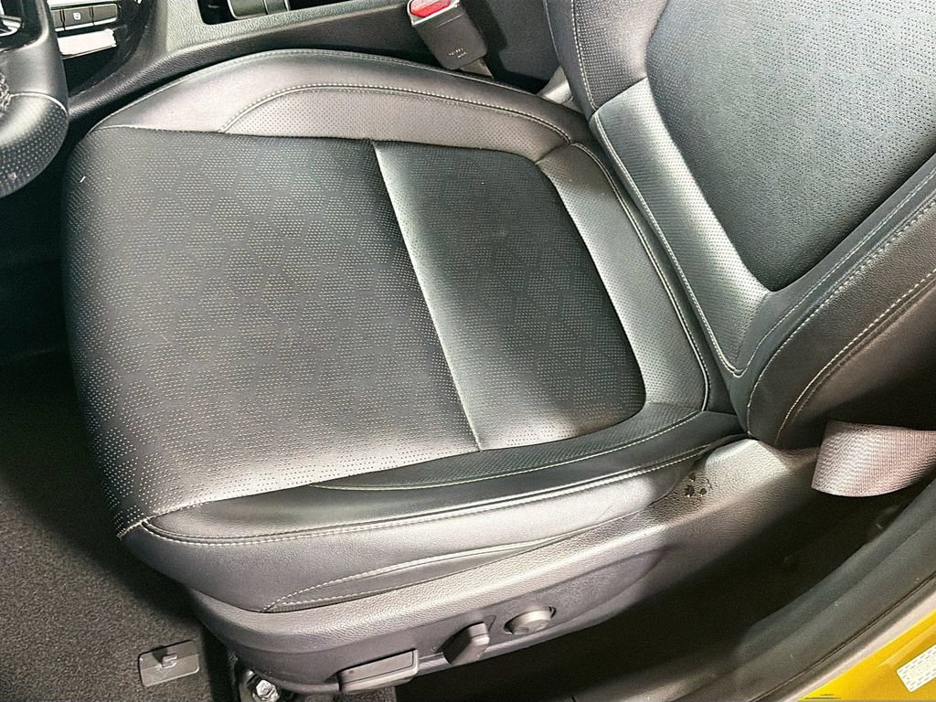 Used 2024 Kia Seltos SX w/ SX Sunroof Package AWD/4WD image 21