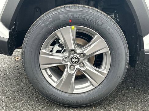 New 2025 Toyota RAV4 XLE image 9