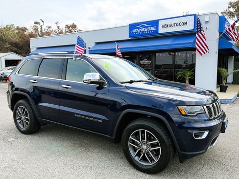 Used 2017 Jeep Grand Cherokee Limited w/ Luxury Group II image 1