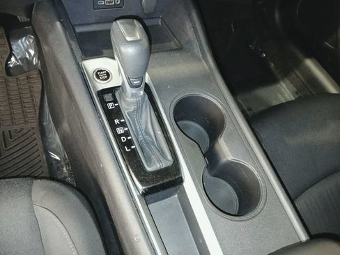 Used 2025 Nissan Altima 2.5 SV FWD image 18