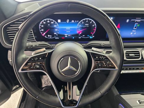 Certified 2025 Mercedes-Benz GLS 580 4MATIC image 20