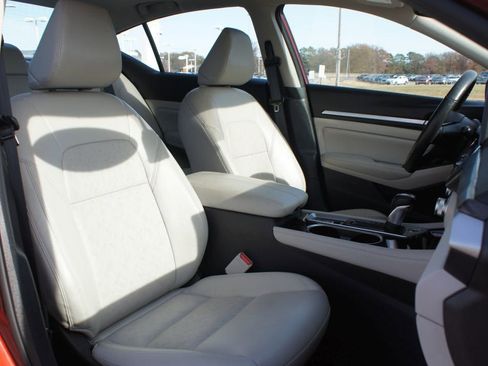 Used 2024 Nissan Altima 2.5 SL image 23