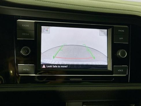 Used 2022 Volkswagen Jetta Sport FWD image 13